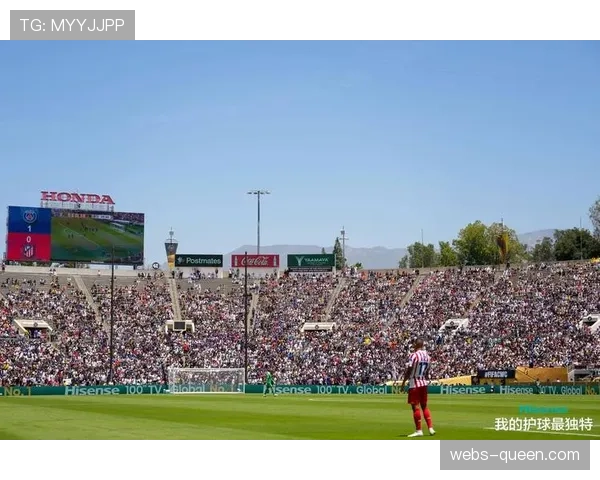 马德里竞技球员抗议点球判罚,VAR介入后维持原判